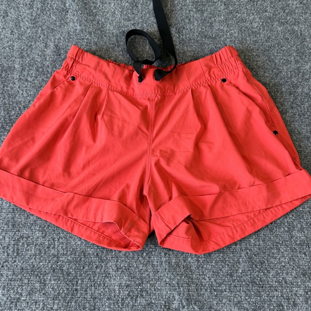 Lululemon Womens Coral Red Athletic Shorts Drawstring Pockets Size 6